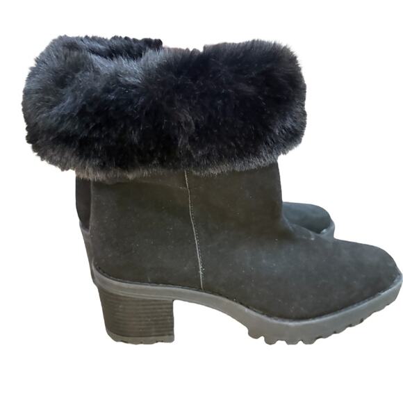 Andre Assous Milana Fleece Trim Water Resistant Ankle Booties – 8.5M - Picture 5 of 7